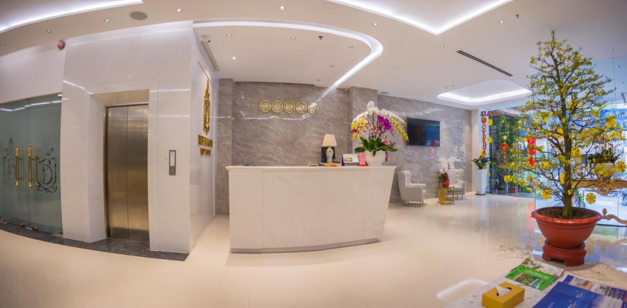 8B Hotel & Spa Хошимин Екстериор снимка